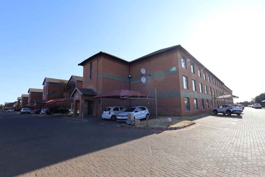 1 Bedroom Property for Sale in Vredenhof Sh Free State